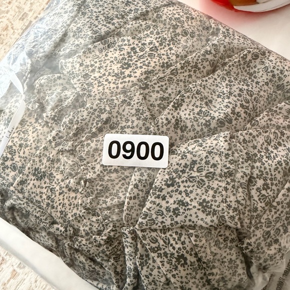 Lulus  Wandering Wistfully Cream Floral Print Tiered Maxi Dress Ruffled Sz M - Picture 11 of 11